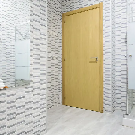 Apartment Suncity Refino Cervantes *